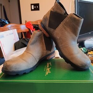 Sorel Taupe Leather Women's Boots